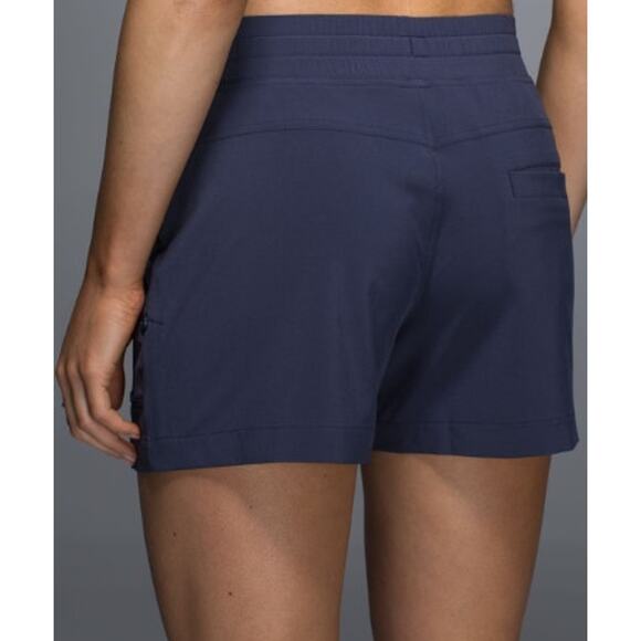 Lululemon Noir Short Cadet Blue Mesh‎ Pocket Shorts Dark Blue Purple Size 4 - Picture 5 of 12